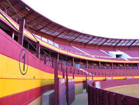 Plaza toros de Roquetas de Mar