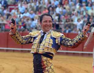 Cesar Rinc�n triunfante