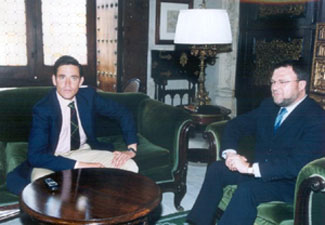 el alcalde de Sevilla junto a D�vila Miura