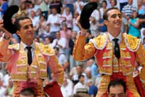 "Fandi" y Fandiño ponen broche triunfal a la feria de Pontevedra
