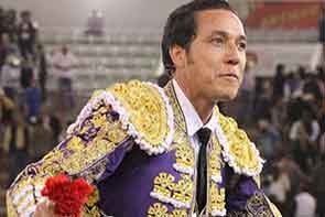 Guadalajara: "El Conde" con un regalo que indultó, dos orejas