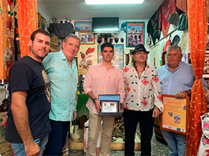  Juan de María galardonado por `El Rincón del Arte´ en  El Puerto